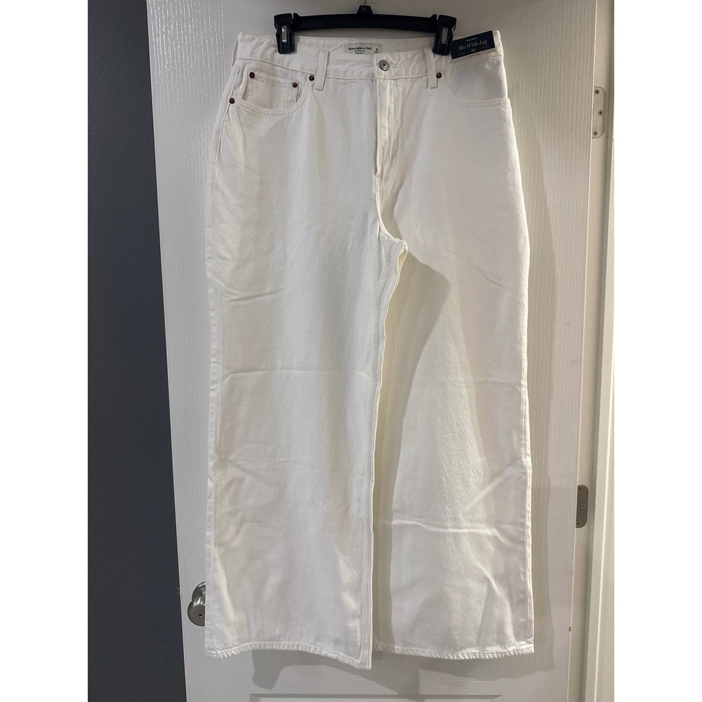 Abercrombie & Fitch Curve Love High Rise Wide Leg Jeans White Size 31